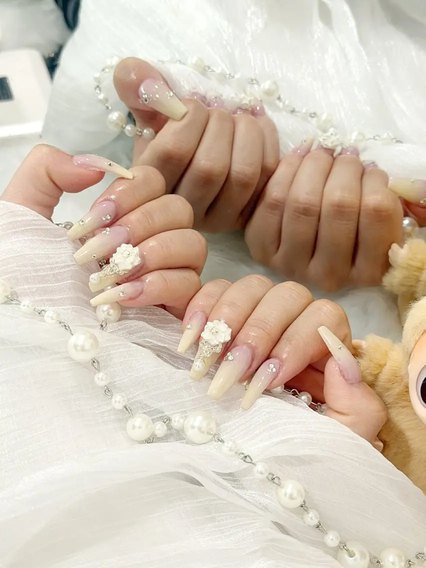 ネイル アートネイル ジェルネイル マグネットネイル ニュアンスネイル シンプルネイル ハンドネイル Ryu Nail NekoChanのネイルデザイン