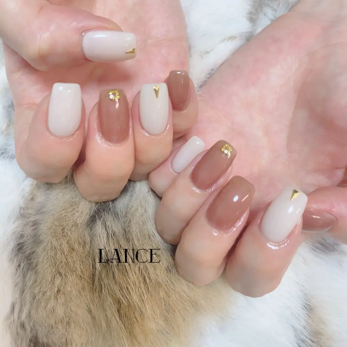 ネイル オーロラネイル フットネイル フレンチネイル グラデーション キラキラネイル ハンドネイル Lance nailのネイルデザイン