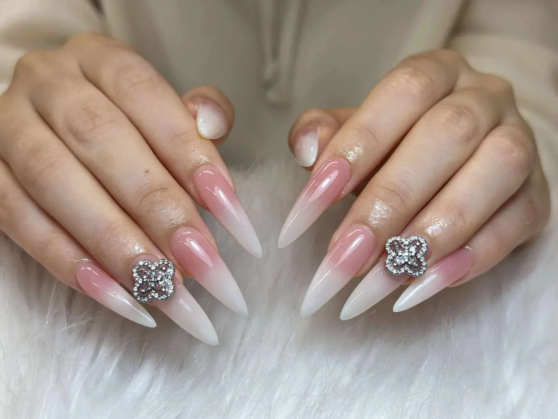 ネイル アートネイル ジェルネイル ネイルチップ ハンドネイル Jenn Nail Salonのネイルデザイン