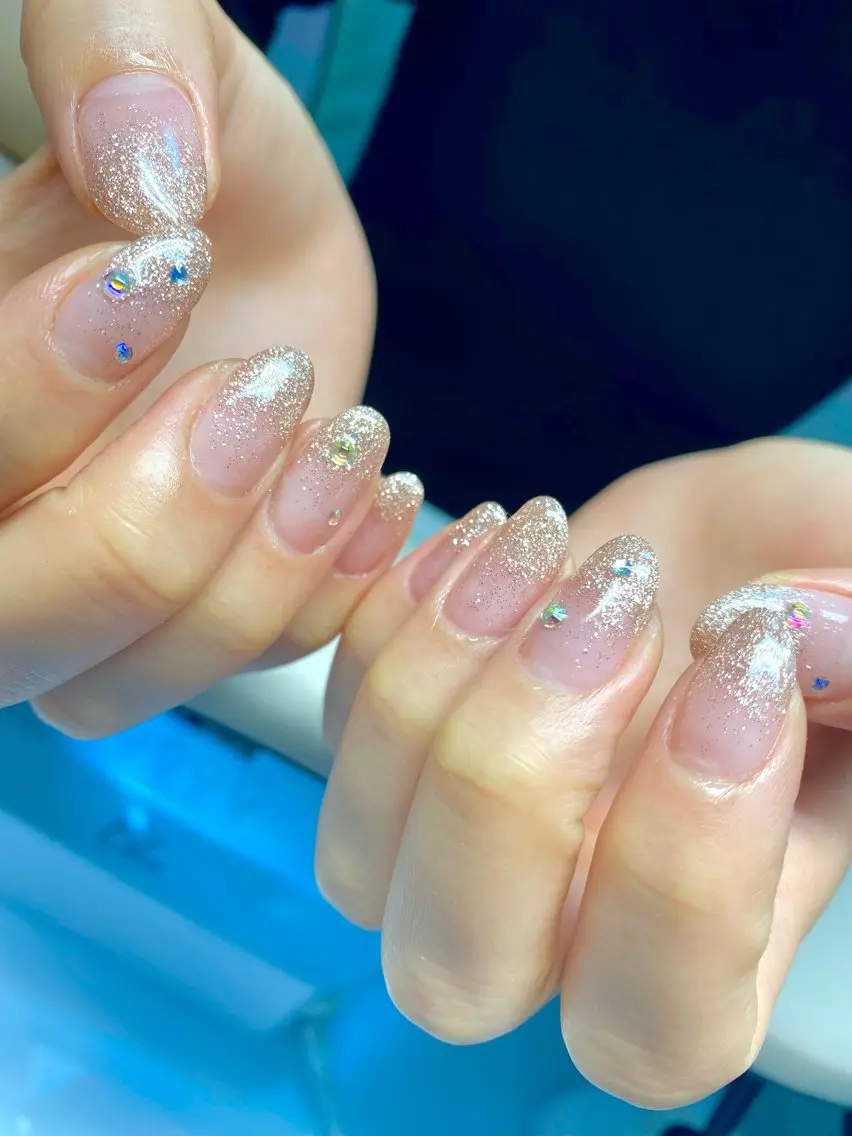 ネイル グラデーション キラキラネイル ラメ(グリッター) Nail salon BeBeのネイルデザイン