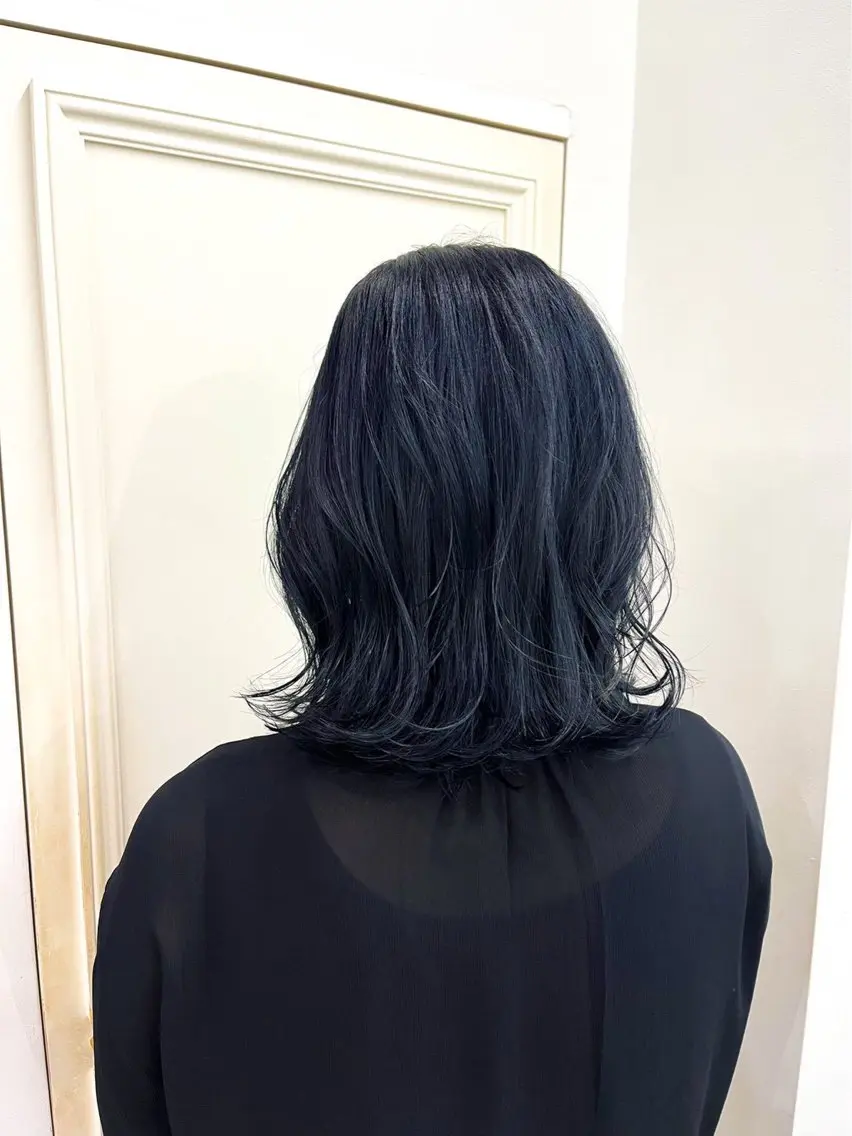 カラー miku ⟡.·透明感カラーのヘアスタイル