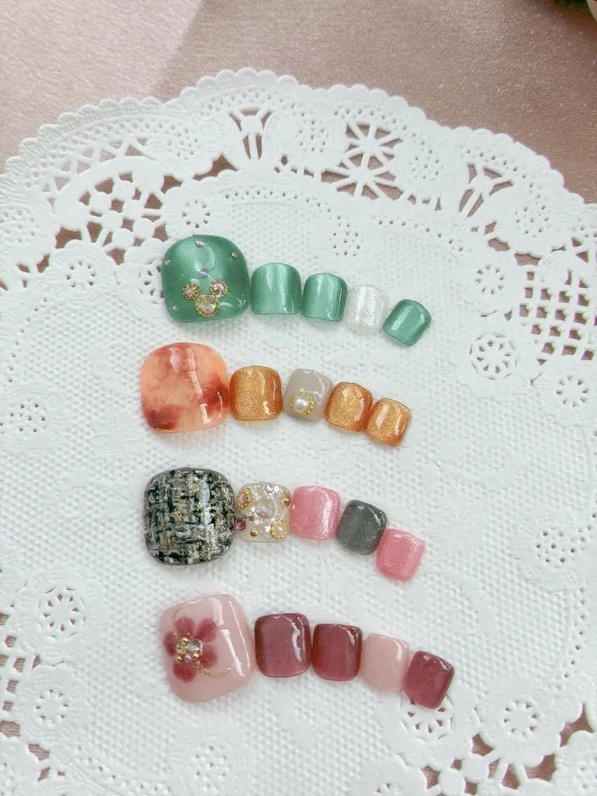 ネイル フットネイル フットネイル 前田 りかのネイルデザイン