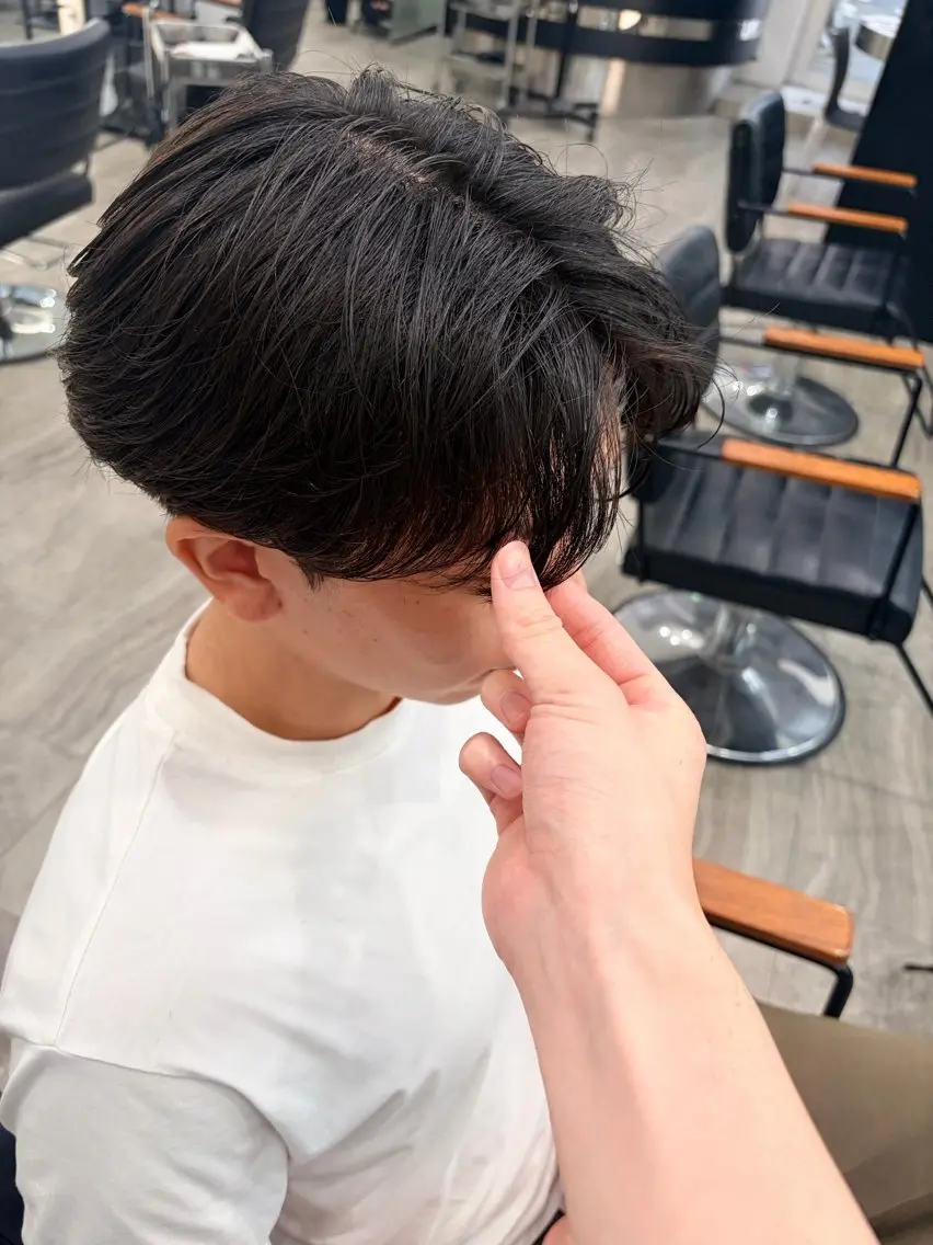 メンズ センターパート メンズパーマ カット 静岡 / 毛流れ特化 /メンズヘア/真大のヘアスタイル