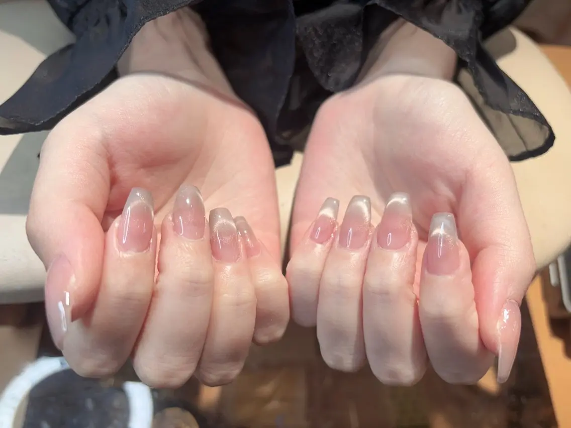 ネイル アートネイル オーロラネイル チークネイル 長さ出し フレンチネイル ハンドネイル Yumi Nail Seiのネイルデザイン