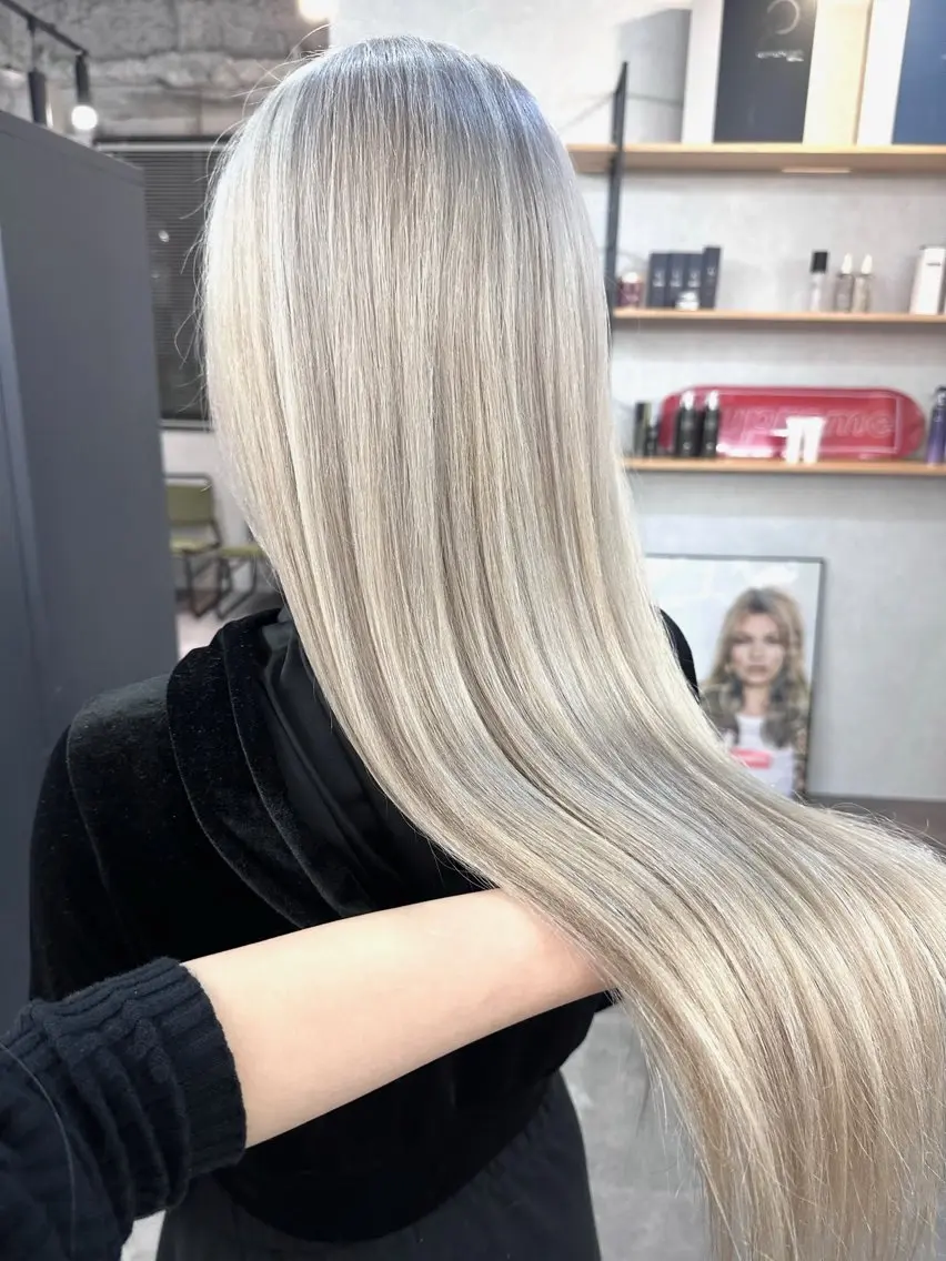 ロング カラー 永田 雄真のヘアスタイル