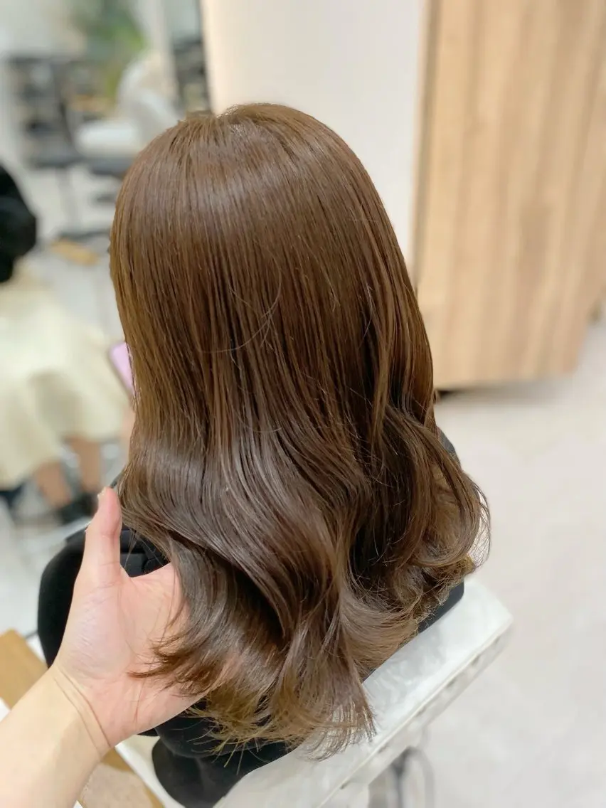 ミディアム カラー ケアカラー 髪質改善 艶髪・透明感カラー・ 韓国ヘア・Yuriのヘアスタイル