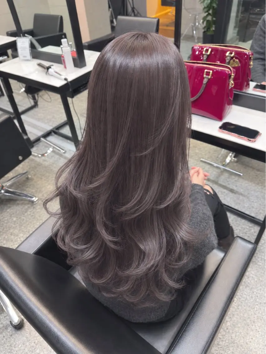 セミロング カット ヘアカラー 🍒ケアブリーチ/ YUI🍒のヘアスタイル