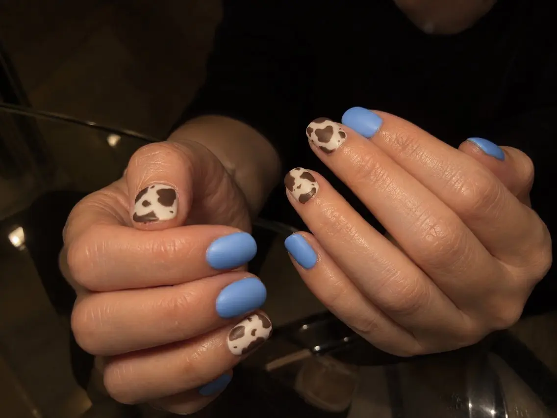 ネイル マットネイル ハンドネイル kanno Akane🖤のネイルデザイン