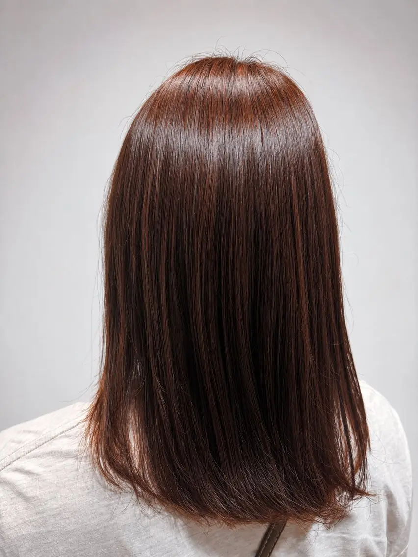 セミロング カラー ブラウンカラー オレンジ オレンジブラウン ヘアカラー 中村 優奈のヘアスタイル