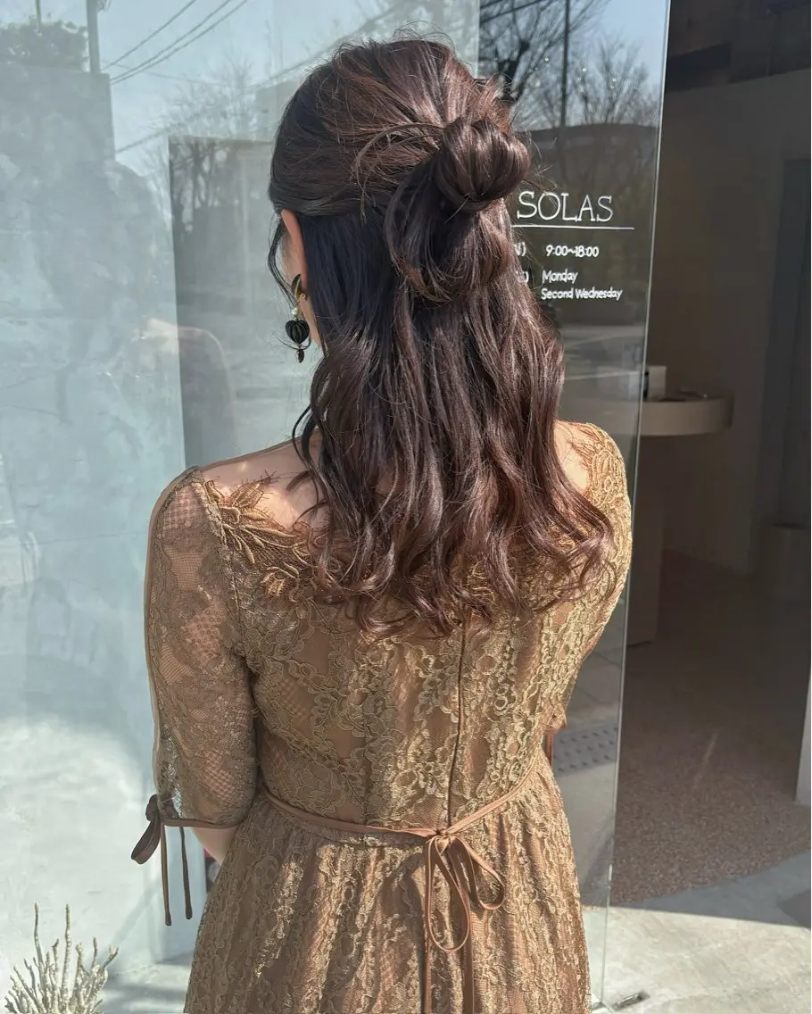 ヘアアレンジ ハーフアップ ヘアセット 都築 未来のヘアスタイル