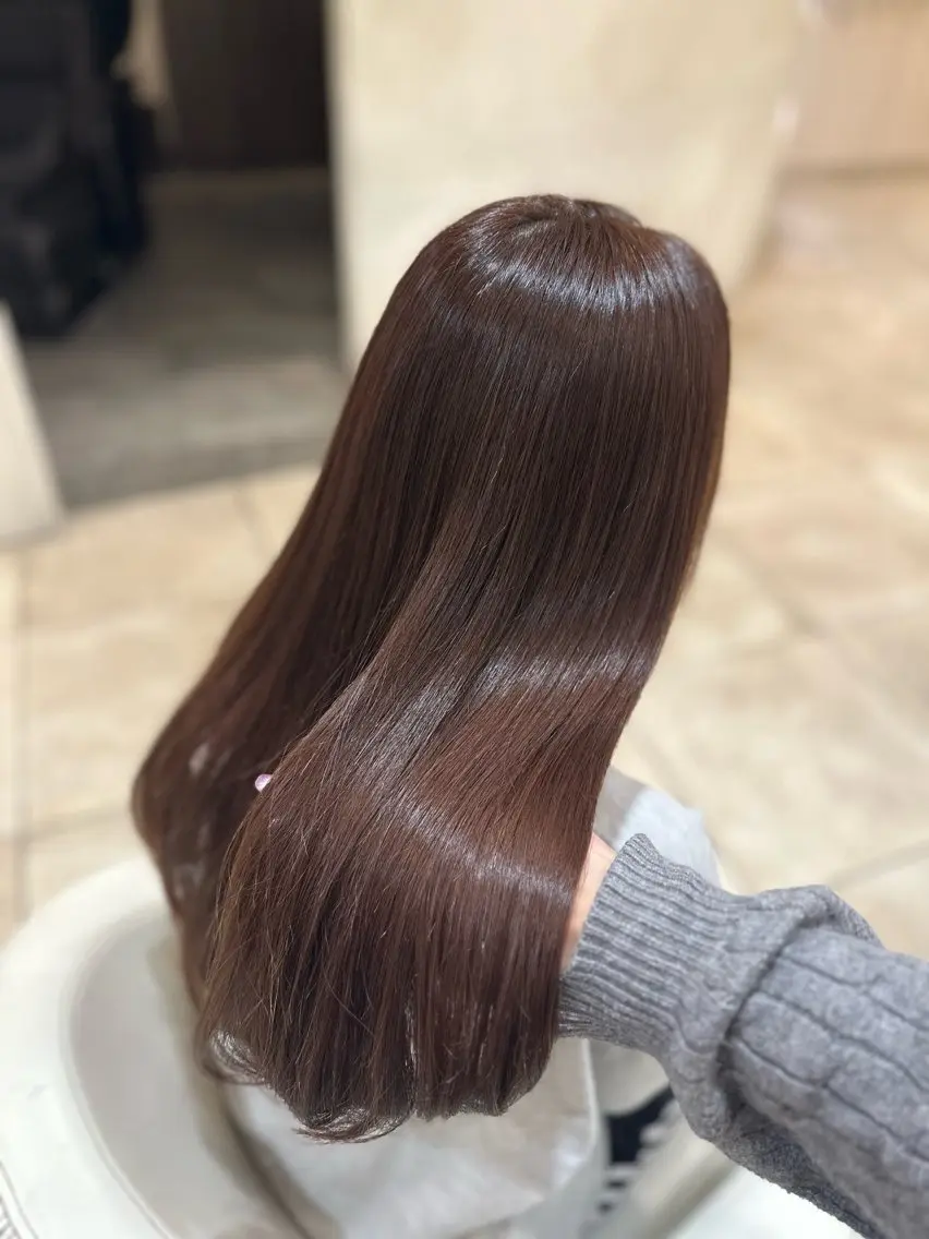 ロング カラー ブラウンカラー ZACC ayakaのヘアスタイル