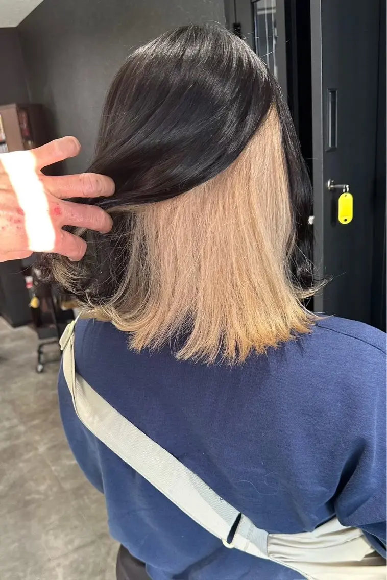 【🧼土日祝限定🧼】インナーカラー(1ブリーチ)＋トリートメントの写真