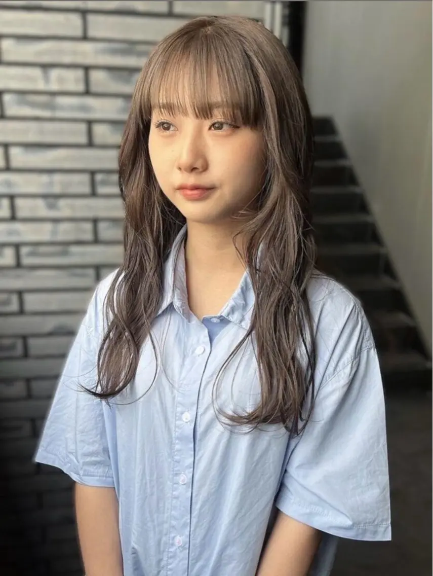 ロング カラー 透明感カラー ヘアカラー loty すずなのヘアスタイル