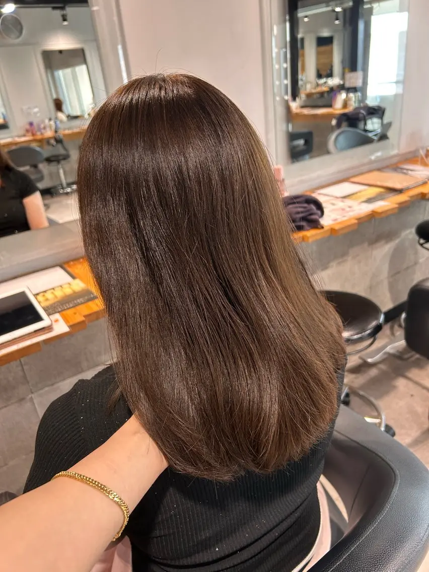 セミロング カット ヘアカラー トリートメント レイヤーStyle 🪽菜々実のヘアスタイル