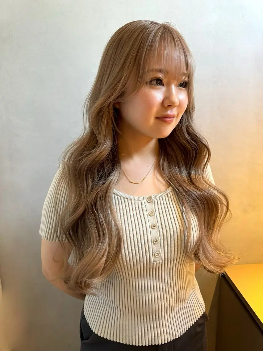 ロング カラー ブリーチ ケアブリーチ ハイトーンカラー 韓国風ヘア ヘアカラー トリートメント 🩷ハイトーン透明感 レイヤー🩷ユリカのヘアスタイル