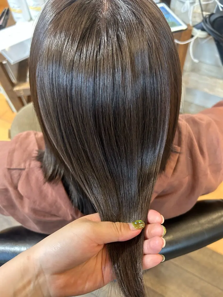 ミディアム カラー アッシュ 徳永　髪質改善 カラー🪄💫のヘアスタイル