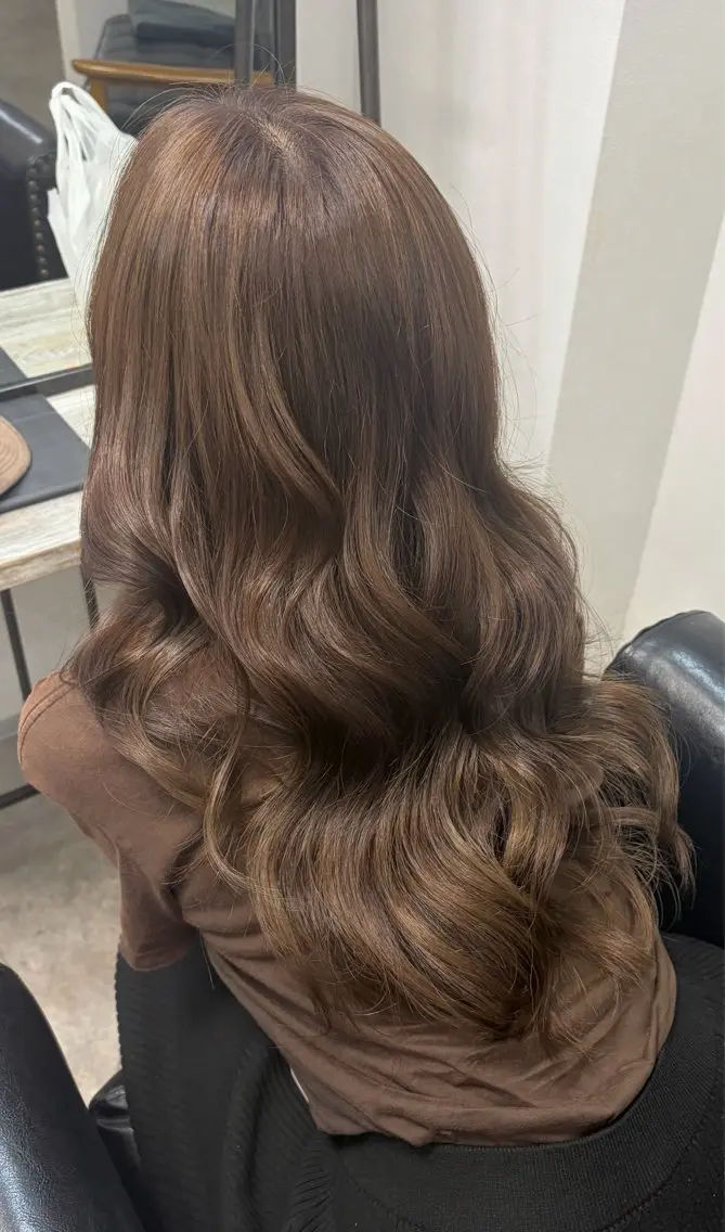 ロング ヘアカラー tranq nacoのヘアスタイル