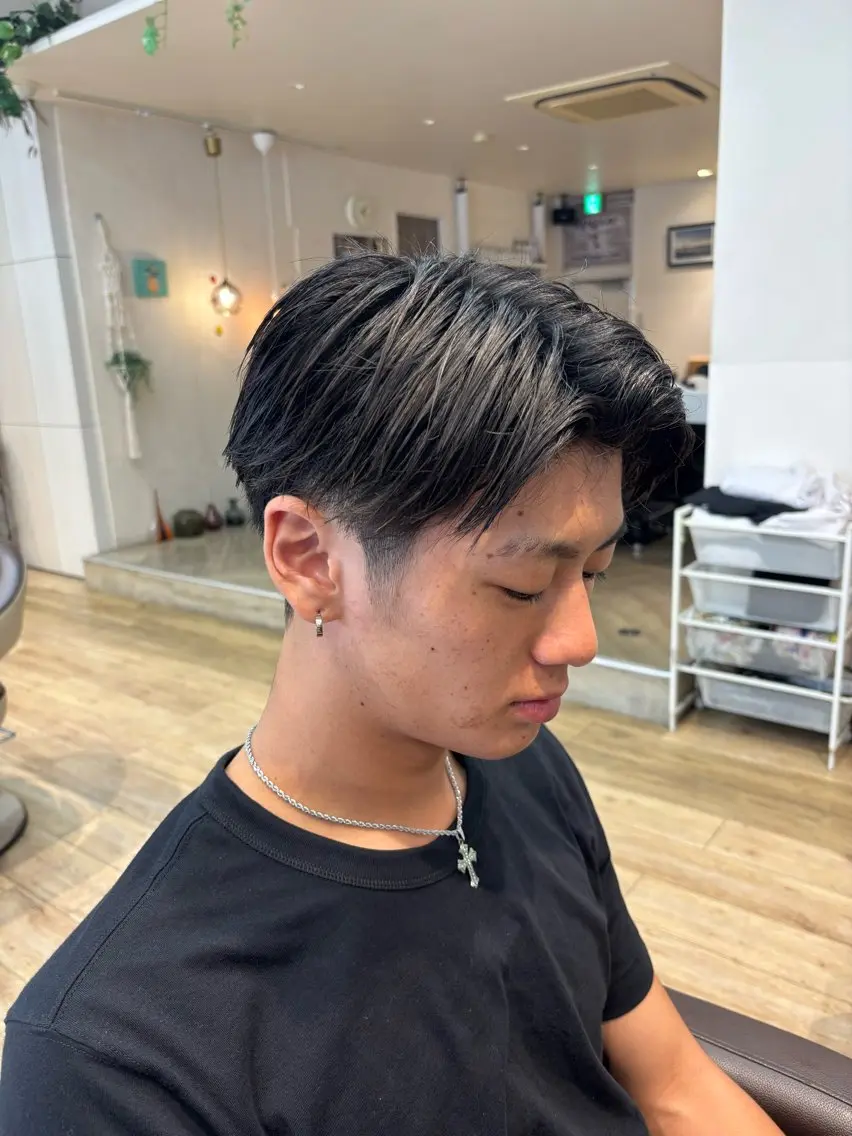 ・【人気No.1】似合わせカット+1シャンプーの写真