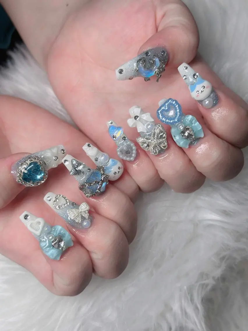 ネイル フレンチネイル ジェルネイル ガラスフレンチ ハロウィン ハート H.baby Nail Salonのネイルデザイン