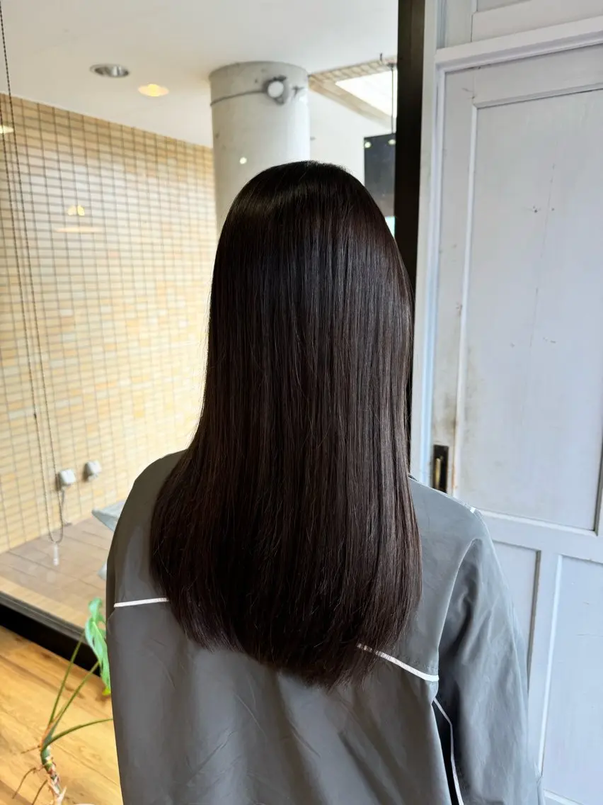 ロング カラー ヘアカラー トリートメント ツキダテ ユイのヘアスタイル