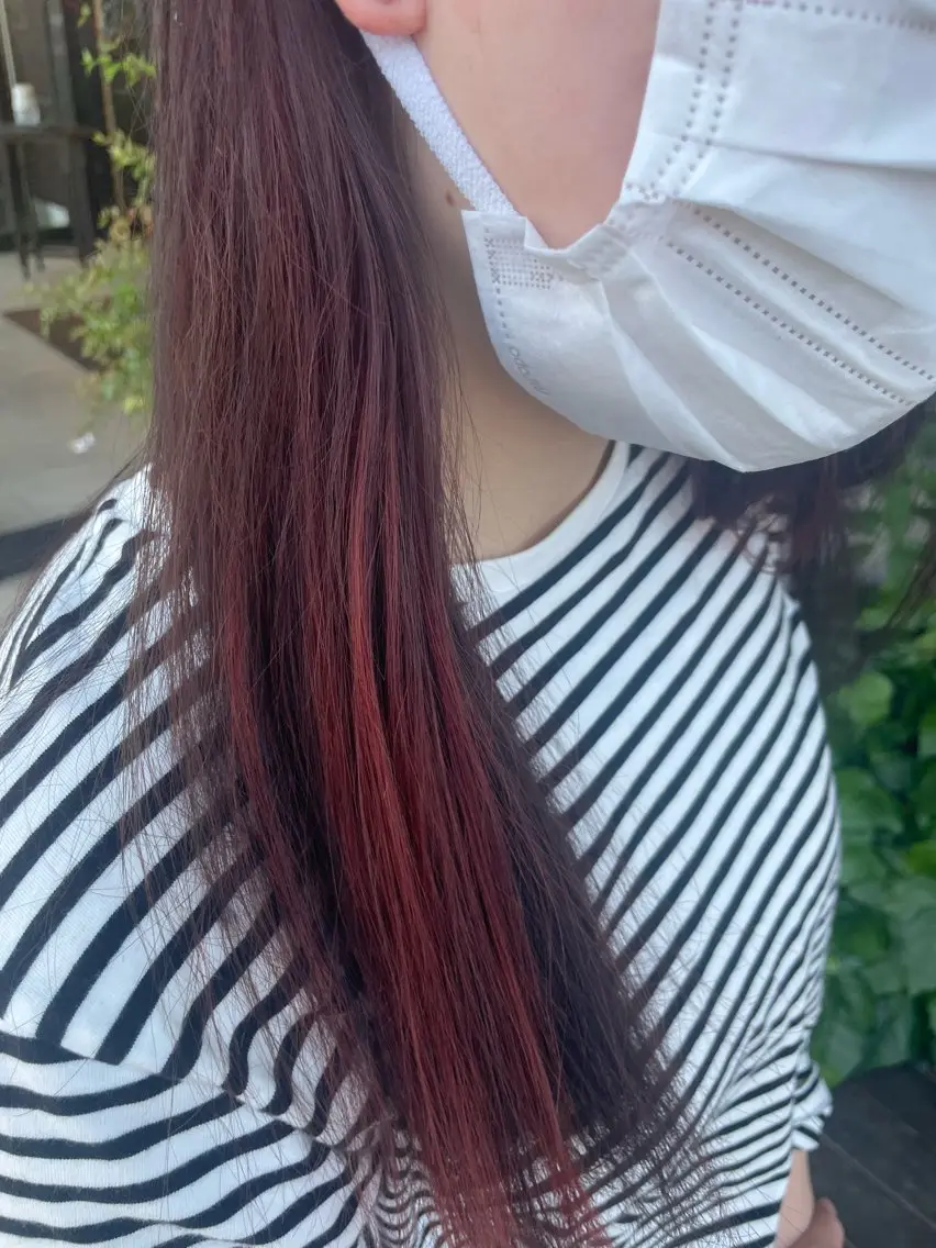 セミロング カラー インナーカラー 梨子🐣艶カラー🌈 ダメージレス💖のヘアスタイル