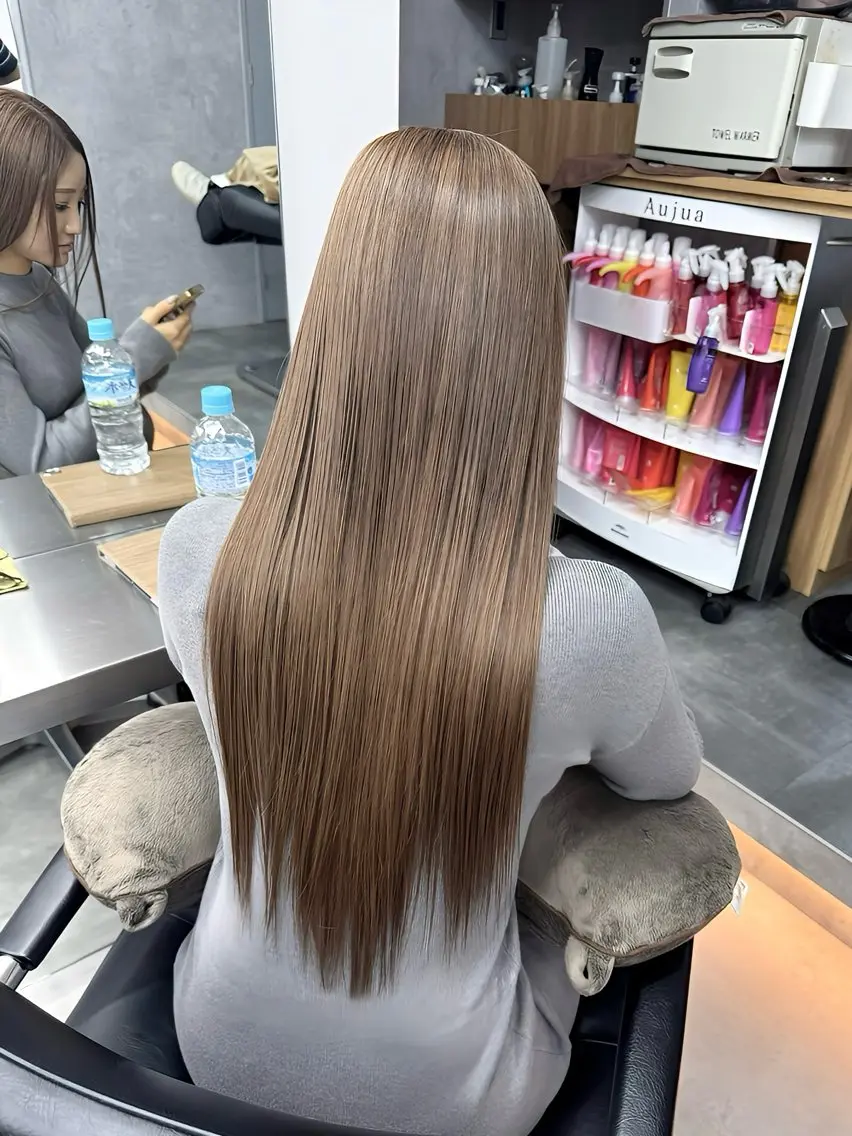 ロング カラー ブラウンカラー 透明感カラー 髪質改善 トリートメント .. meiのヘアスタイル