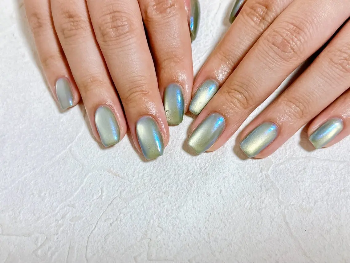 ネイル オーロラネイル ブルー フットネイル フレンチネイル ジェルネイル kiki nail たまプラーザのネイルデザイン