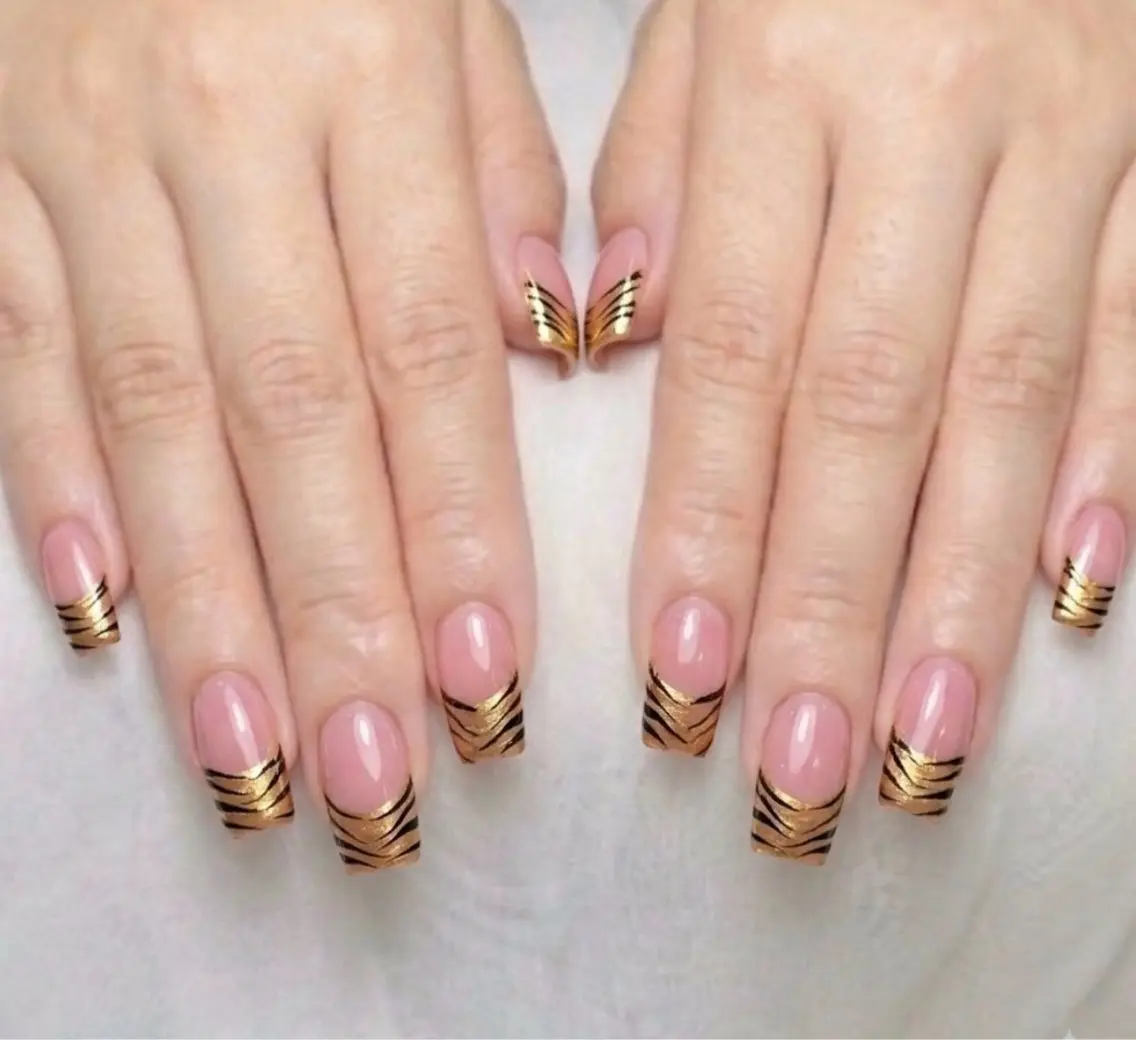 ネイル キラキラネイル ストーンネイル Michan Nailのネイルデザイン