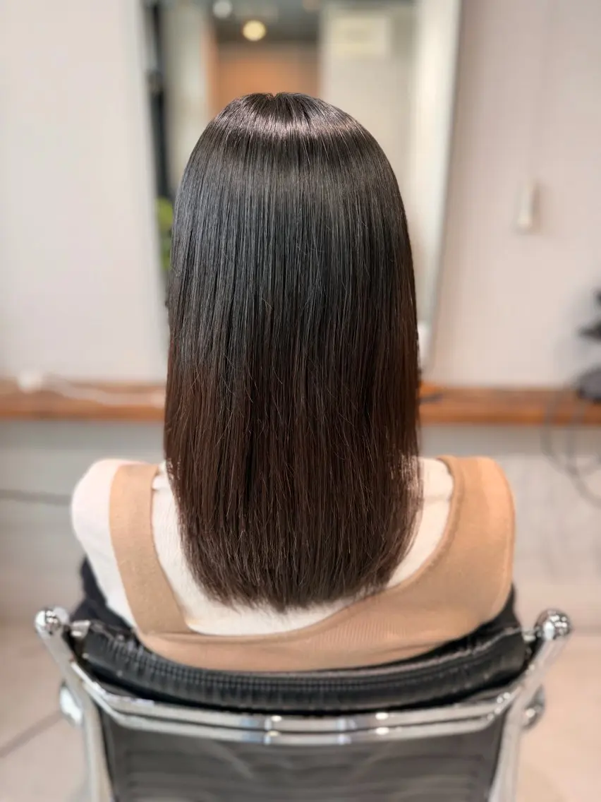 セミロング カラー 縮毛矯正 縮毛矯正 手話/耳が聞こえない 🦻🏻/山本しずほのヘアスタイル