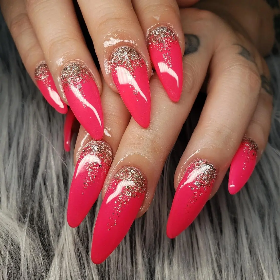 ネイル グラデーション ラメ(グリッター) ラメグラデーション ピンク スカルプネイル ハンドネイル Nail salon Coco【溝の口駅】のネイルデザイン