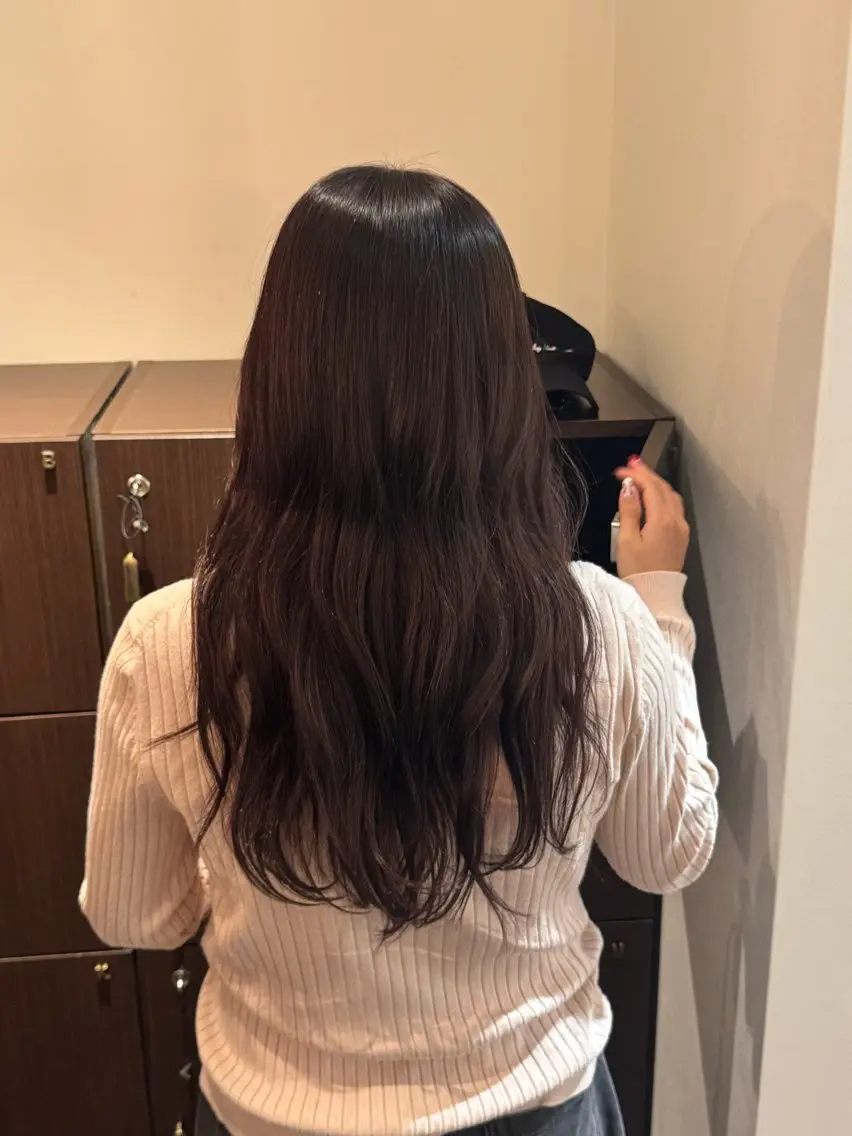 カラー ラベンダーカラー ヘアカラー 新村 美咲のヘアスタイル