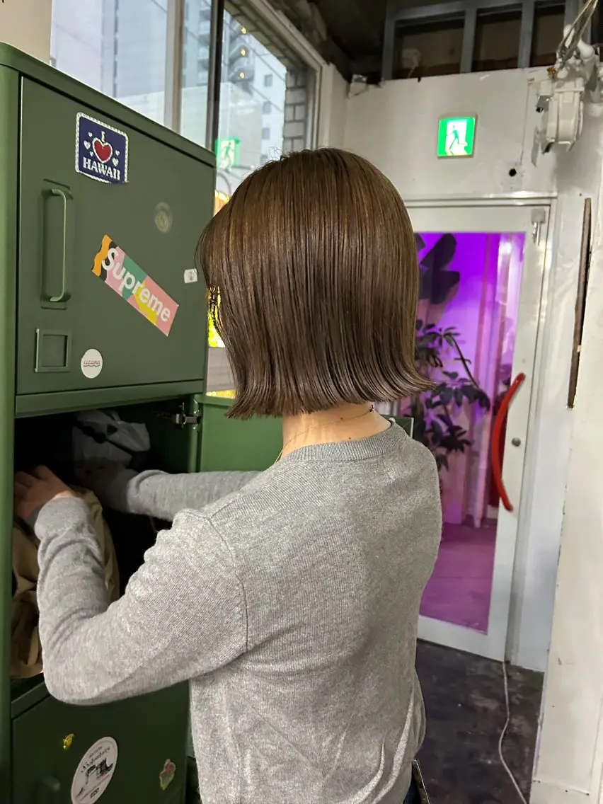 ミディアム カラー ベージュカラー オリーブベージュ カット ヘアカラー maho/垢抜け カラーパーマのヘアスタイル