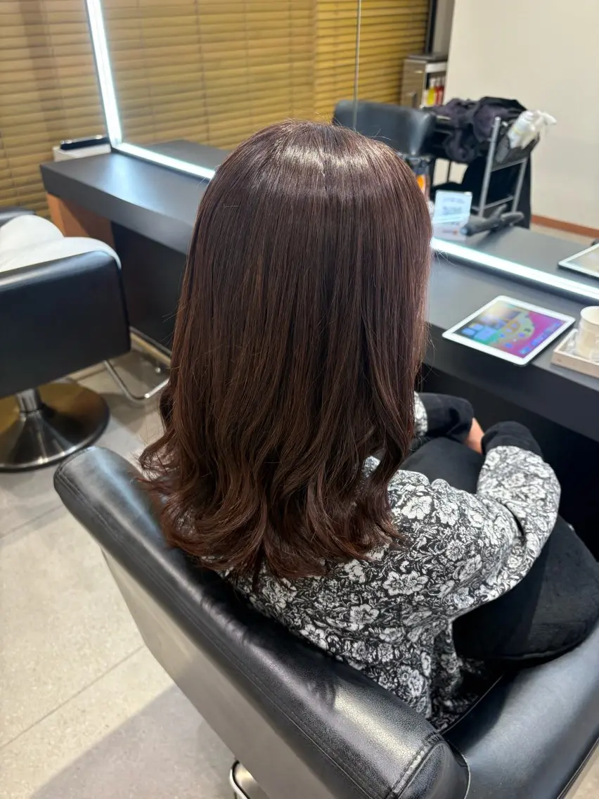 セミロング カラー ブラウンカラー ERII /伏見 カットモデル募集中!のヘアスタイル