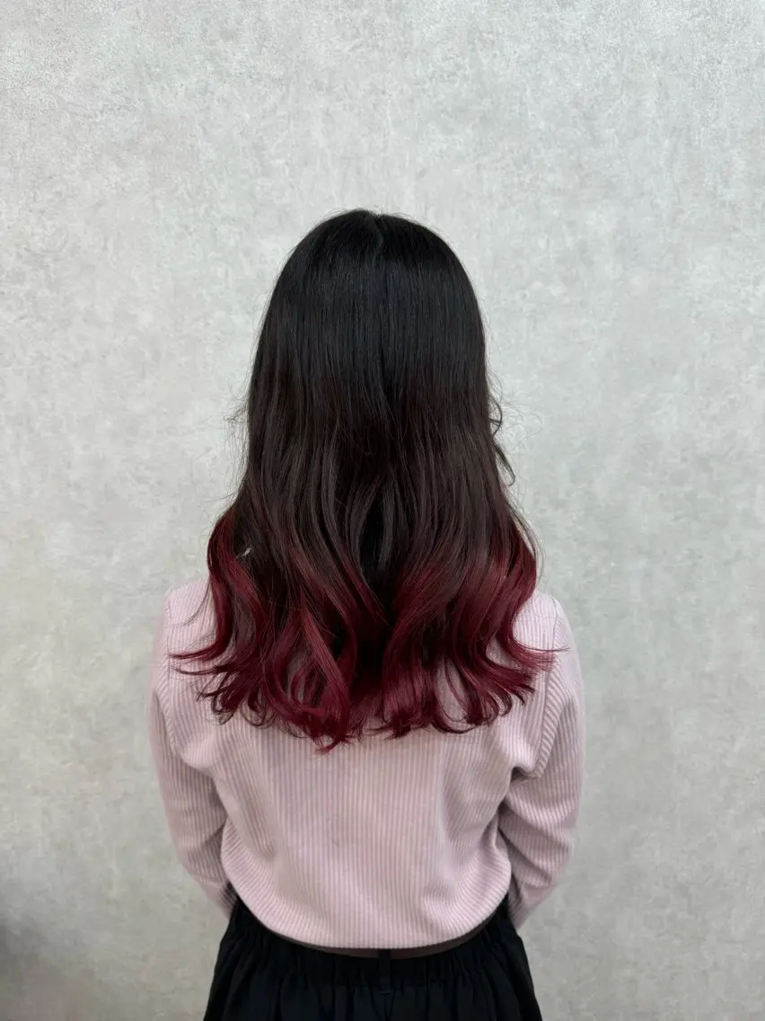 ロング カラー ブリーチ グラデーションカラー レッドカラー 🍎暖色カラーで大人 可愛く🍒齋藤すみれのヘアスタイル