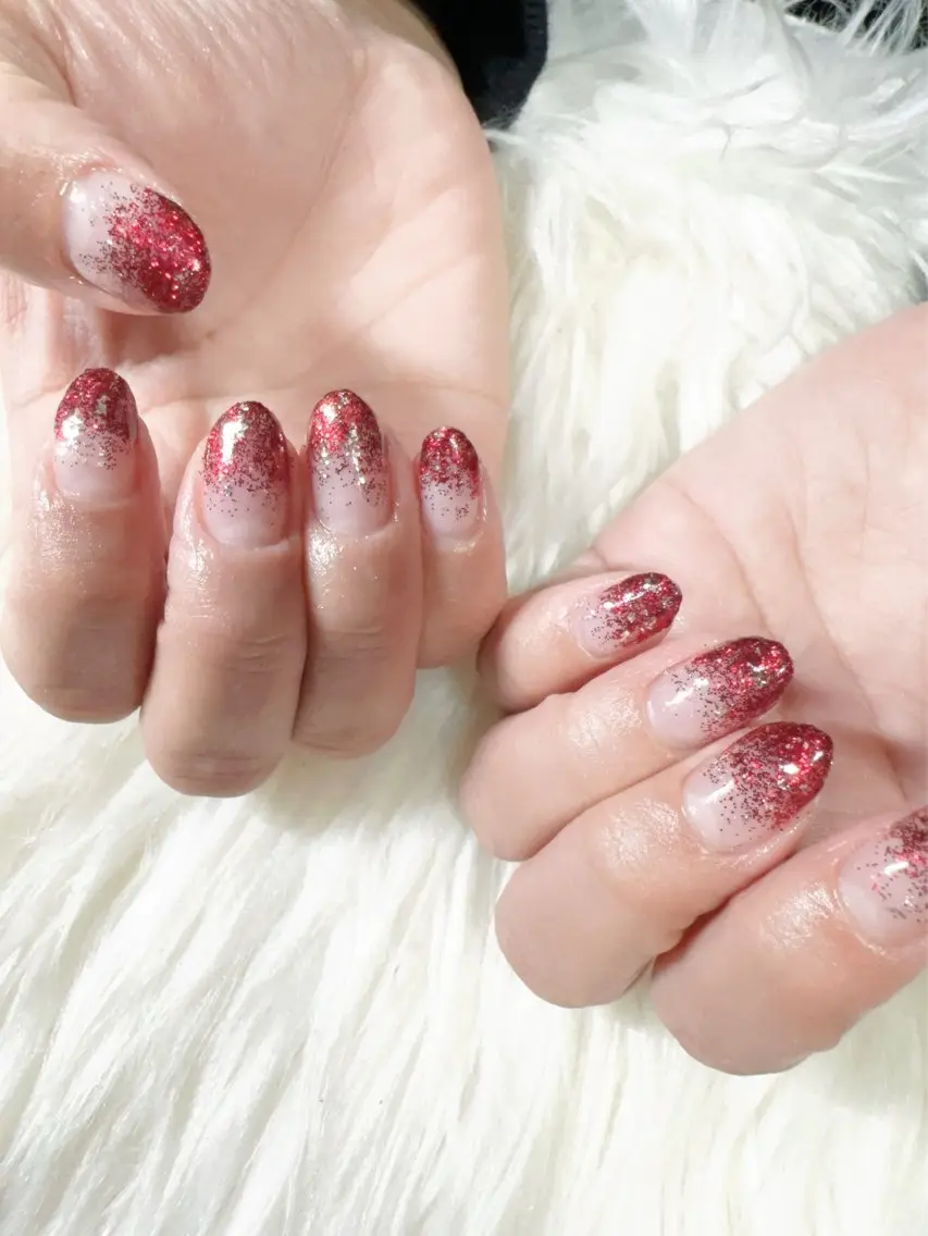【hand】オフ込み*カラーグラデーション+ネイルケアの写真