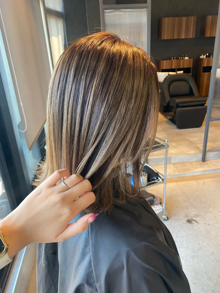 カラー バレイヤージュ ヘアカラー 才田 まりなのヘアスタイル
