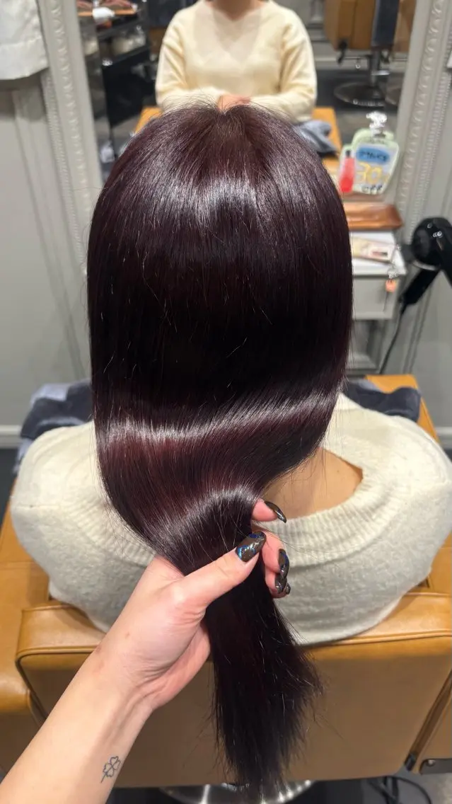 《🍒平日限定🍒》うる艶カラー＋3stepトリートメント⟡.·の写真
