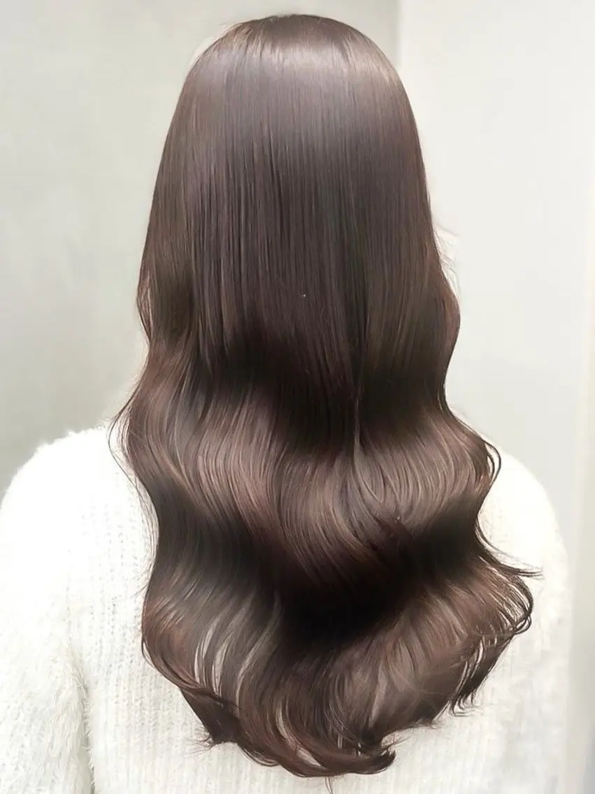 セミロング カット ヘアカラー 谷口 琉希のヘアスタイル