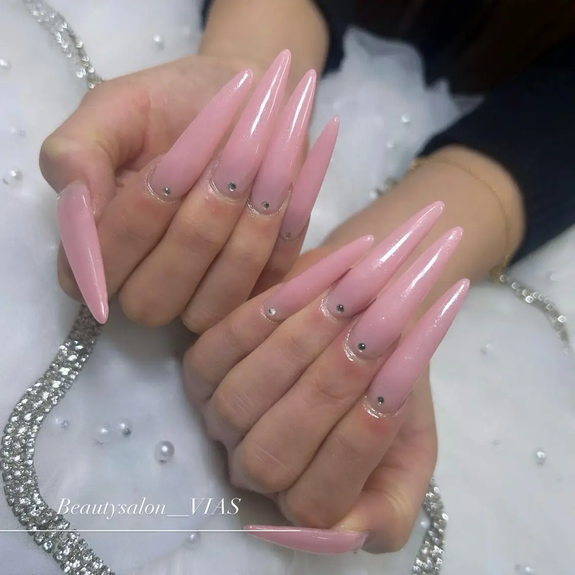 ネイル ハンドネイル VIAS 〜EYE&NAIL〜のマツエク・マツパデザイン