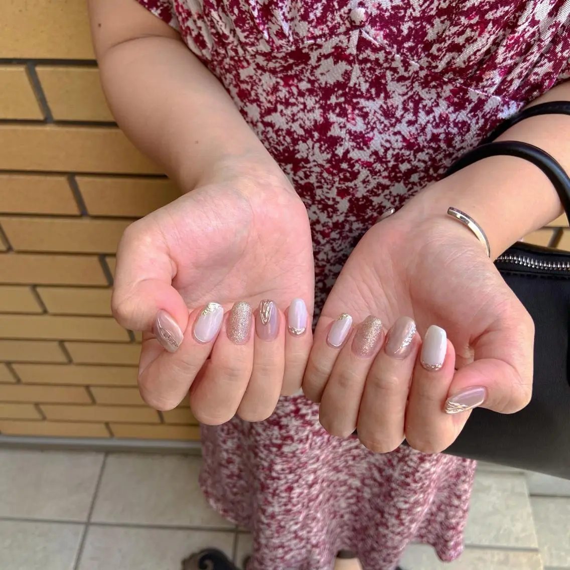 ネイル オーロラネイル カジュアル 長さ出し ジェルネイル 韓国ネイル ハンドネイル MH Nailのネイルデザイン