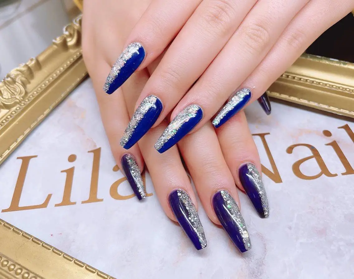 ネイル ブルー ジェルネイル 卒業式 ハードジェル キラキラネイル Lilas Nailのネイルデザイン