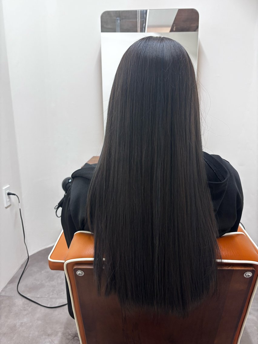 ロング カット ヘアカラー ✂️ アンリのヘアスタイル
