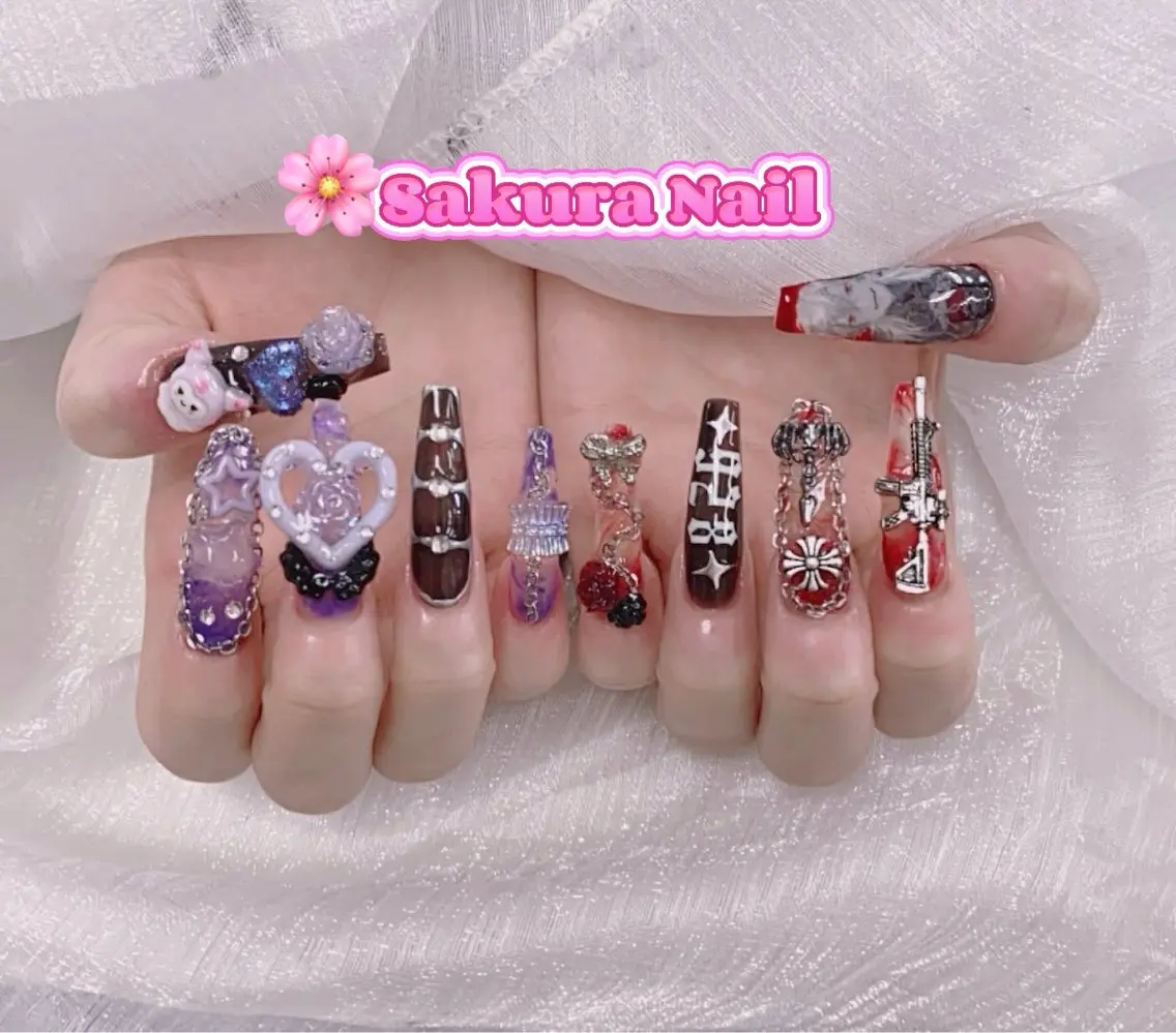 ネイル アートネイル オーロラネイル ボルドー チークネイル フレンチネイル ハンドネイル Sakura Nail Salonのネイルデザイン