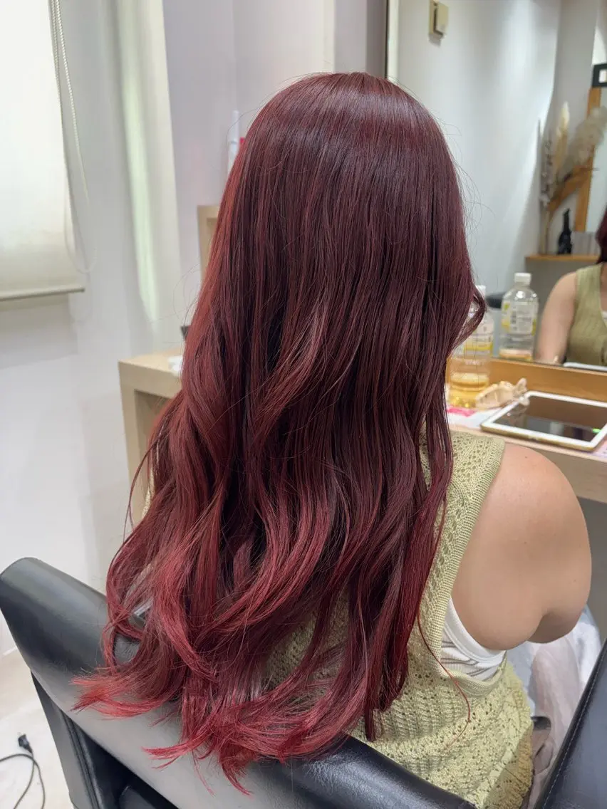 ロング カラー ブリーチ ブリーチなしカラー カット ヘアカラー トリートメント 🍒透明感カラー NO.1/ララ🍒のヘアスタイル