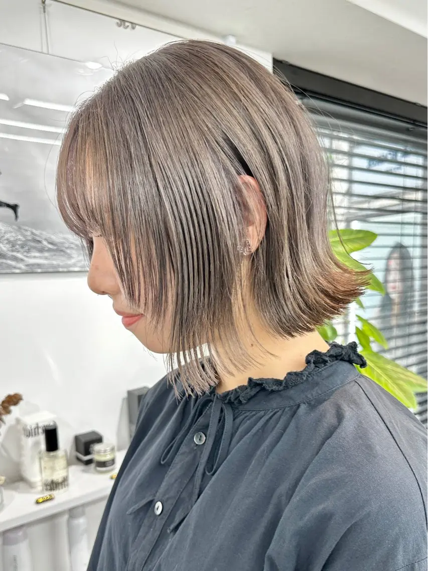 【ミニモ学割】ケアブリーチ1回+カラー+Trの写真