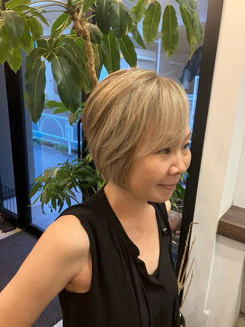 ショート ショートボブ ボブ ショートヘア Riant Meguのヘアスタイル