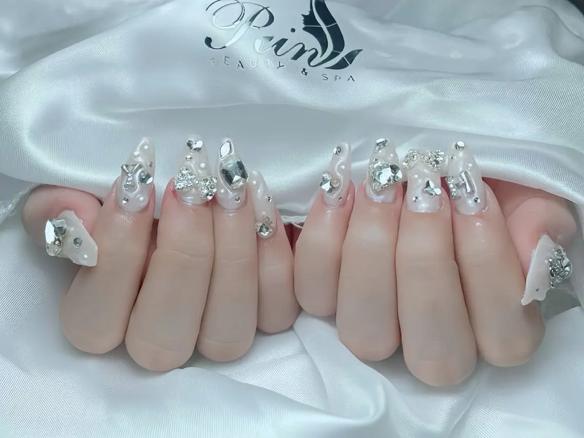 メンズ ネイル べっ甲ネイル チークネイル フラッシュネイル フラワーネイル フットネイル ハンドネイル Rin Nail Shinokuboのネイルデザイン