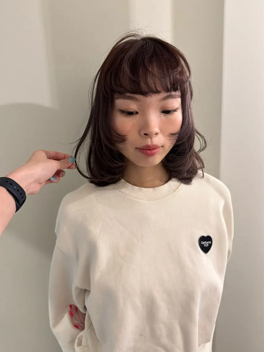 セミロング カラー カット ヘアカラー 内沼 恵留菜のヘアスタイル