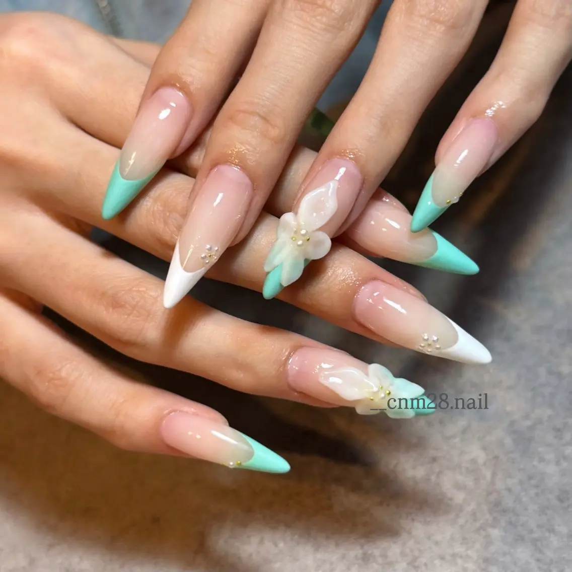 【初回限定】オフなし✨10本スカルプ/フレンチorカラグラ🌼の写真