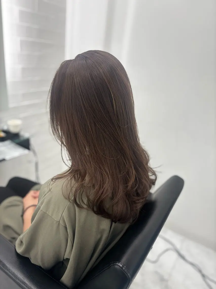 セミロング レイヤーカット カット ヘアカラー トリートメント 髪質改善🫧艶カラー 🫧💙佐藤真優のヘアスタイル
